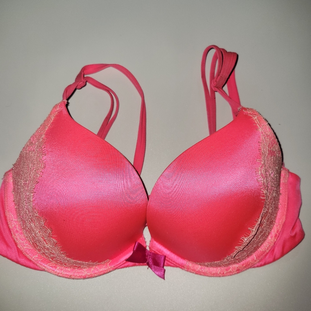 Victoria's Secret Very Sexy Push Up 32C